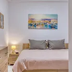 New - Floor 3br In By Sf Homes *