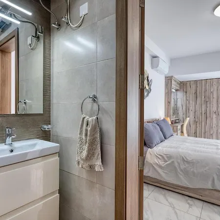Appartement New - Floor 3br In By Sf Homes *