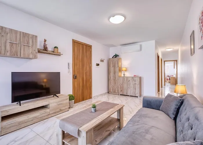 Apartament New - Floor 3br In By Sf Homes *