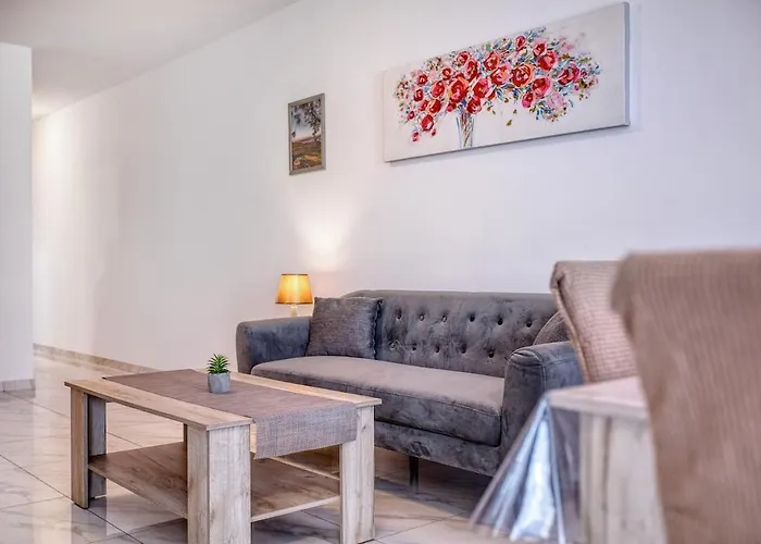 New - Floor 3br In By Sf Homes Apartament *