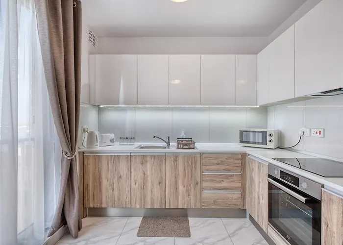 New - Floor 3br In By Sf Homes Apartament *