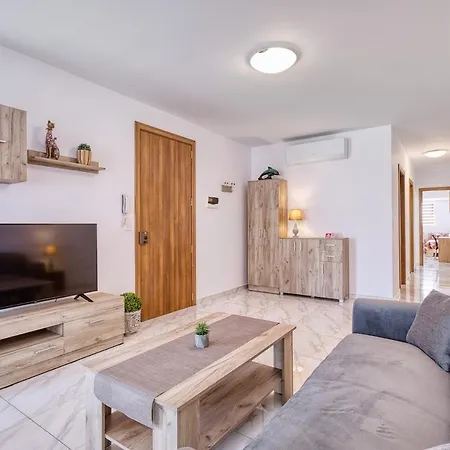 דירה New - Floor 3br In By Sf Homes *