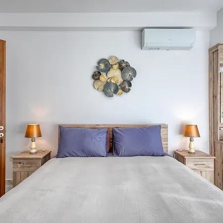 דירה New - Floor 3br In By Sf Homes סליאמה